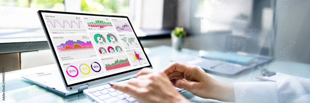 Poster kpi dashboard data analytics
