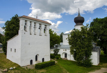 Assumption Church with Paromenya and Bell Tower, Pskov, Russia - obrazy, fototapety, plakaty