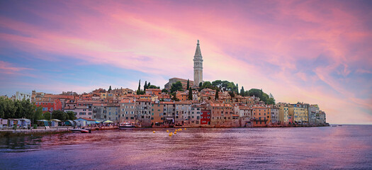 Obraz premium tourist resort old town Rovinj, beautiful sunset scenery
