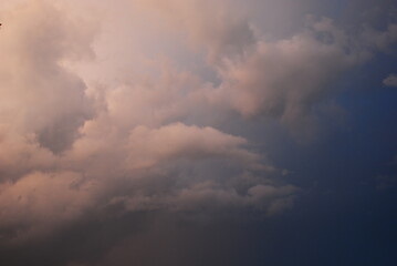 Fototapeta na wymiar clouds lapse