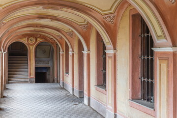 Fototapeta na wymiar Abandoned villa