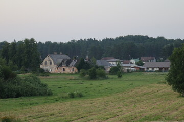 Fototapeta na wymiar landscape with houses in the background