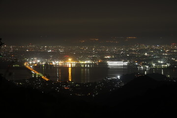 日本の岡山のとても美しい夜の海