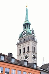 Fototapeta na wymiar Peterskirche or St. Peter's Church in Marienplatz, Center square in Munich, GERMANY.