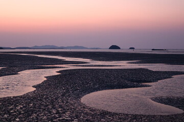 Fototapeta Beautiful red sunset along the coast of Incheon, Korea #15 obraz