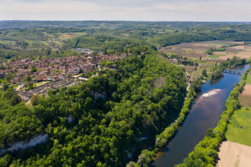 Vue aérienne de la bastide de Domme