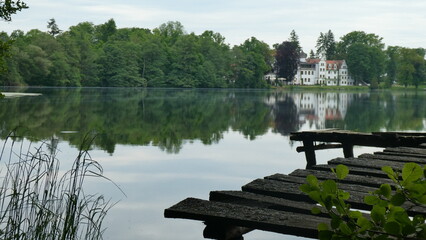 am Podewilser See
