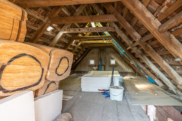 ein alter Dachboden soll ausgebaut werden