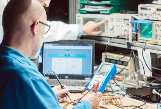 Electronic engineer designing and developing a new and innovative hardware product