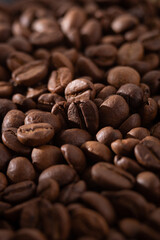 Raw and roasted coffee beans