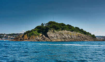 Fototapeta premium Vistas de la bahía de la concha en San Sebastián y la Isla Santa Clara