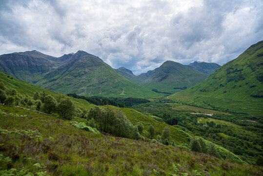 Landscape photography of mountains and valley, Glencoe, Scotland