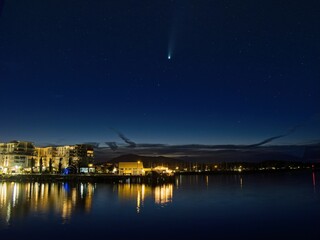 Comet Neowise over Sidney BC in the night sky of 2020 with bright stars 