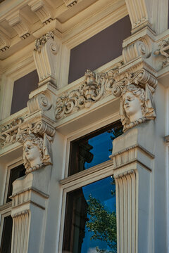 The city estate of merchant Trifon Korobkov and his wife was created from 1866 to 1899 in the style of Art Nouveau. A prominent representative of this style in Moscow was the architect Lev Kekushev   