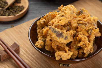 Delicious fried crisp meat, a traditional Chinese snack