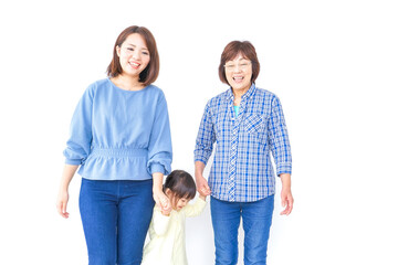 仲良しの子供と母とおばあさん