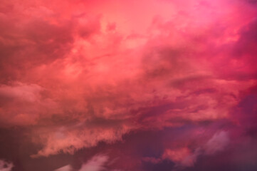 Obraz premium Dramatic sky with cloudy at sunset