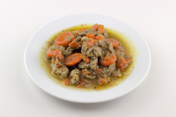 typical spanish dish of pork in sauce.
Plato tipico español de carne de cerdo en salsa.
