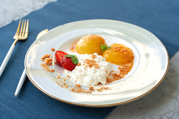 Cottage cheese and canned apricots, healthy breakfast