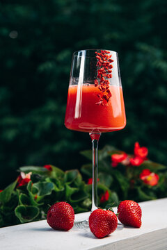 Cooling Rossini italian alcoholic cocktail with strawberry.