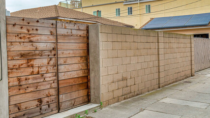 Pano Fully fenced private residential property in scenic neighborhood of Long Beach - obrazy, fototapety, plakaty