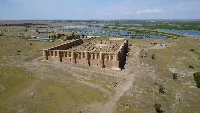 aerial footage of Malwiya Mosque in Samarra Iraq minaret minaret