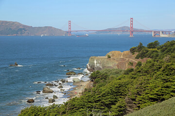Fototapeta na wymiar Idyllic landscape on Golden Gate - San Francisco, California