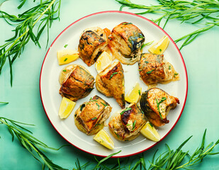 Baked mackerel on an onion pillow