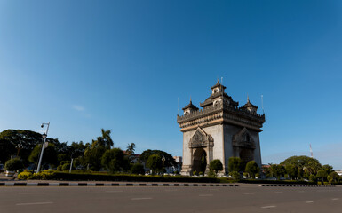 Patuxai Vientiane Lao, Patuxai is a war monument in the center of Vientiane.