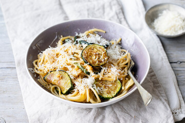 Italian spaghetti with zucchini and parmesan