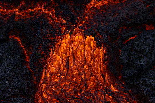 lava in fagradalsfjall