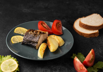 grilled fish with vegetables potatoes