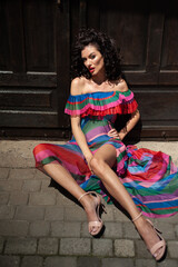 Naklejka premium Beautiful fashionable model in beautiful dress