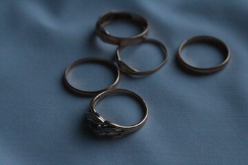 a set of rings