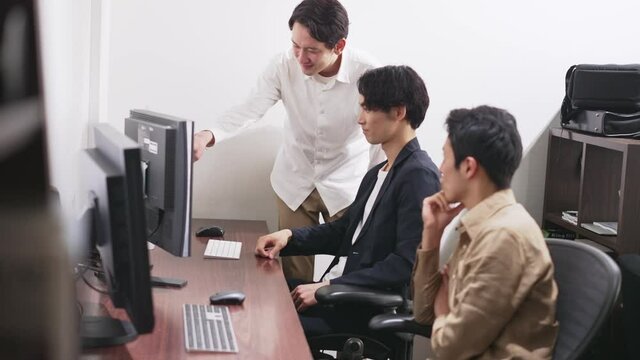 ビジネス・チーム・グループ