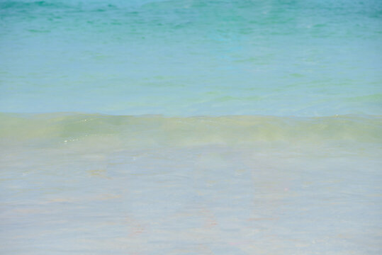 A beautiful tropical sea image, easy to use for summer sales and banner backgrounds2