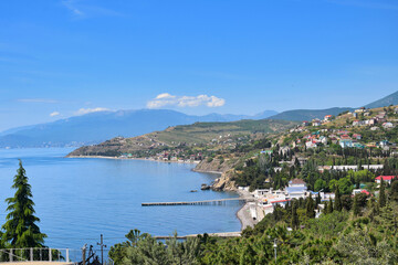 Fototapeta na wymiar Black Sea coastline near Alushta town
