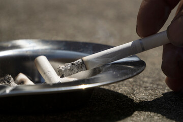 Tobacco and ashtray　タバコと灰皿