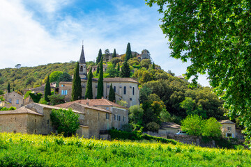 Fototapeta na wymiar Village de La Roque-sur-Cèze dans le Gard