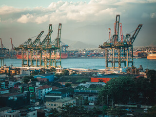 Obraz premium Guindastes/Porto