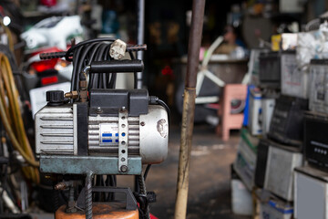 Vacuum pumps for air conditioning installation and cooling system installation,vacuum pump used for removing refrigerant.
