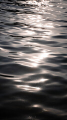 Sonne auf Wasseroberfläche