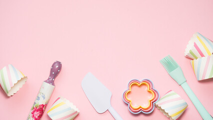 Cooking utensils for baking in delicate colors