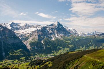 Grindelwald, Eiger, Eigernordwand, Schreckhorn, Unterer Grindelwaldgletscher, Kleine Scheidegg, Lauberhorn,  Wanderweg, First, Berner Oberland, Alpen, Sommer, Schweiz