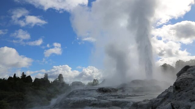 Eruption Pohutu geyser - New Zealand, North Island