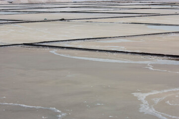 Tanks to produce salt