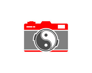 Yin and yang symbol in the camera logo