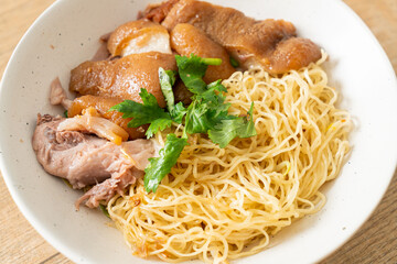 dried stewed pork leg noodles bowl