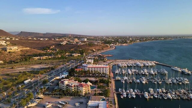 Ciudad costera latina