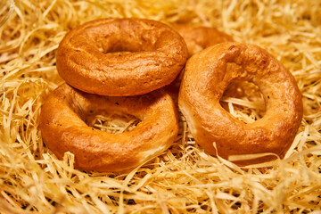 Baranki on decorative wood shavings.